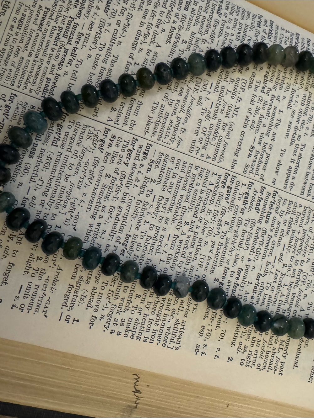 Deep Green Beaded Women's Necklace - Timeless Stone Strand